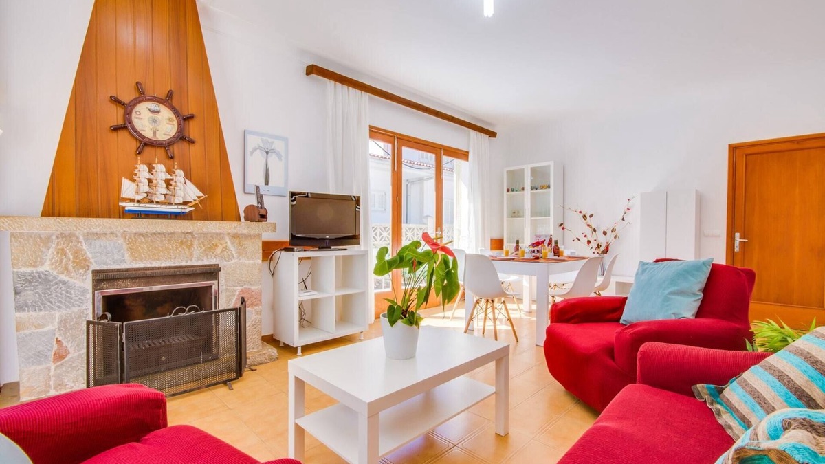 Alcudia House | Perfect Beachfront Getaway