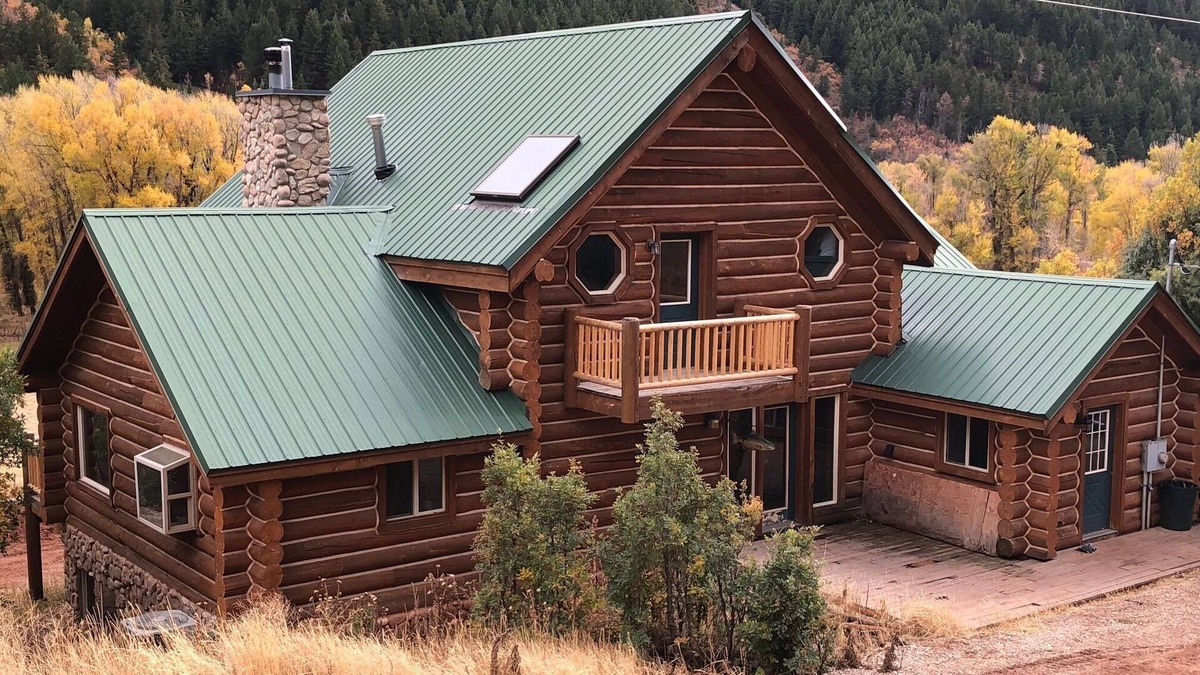 Oakley Cabin | Perfect cabin for family fun and large groups, on a private 17 acre property.