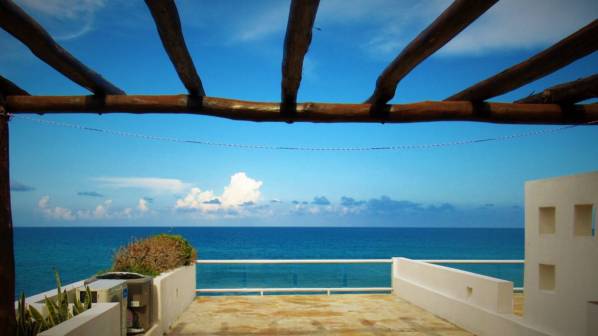 Centro - Supmza 001 Villa | Perfect central location on the Malecon with stunning ocean views & a pool