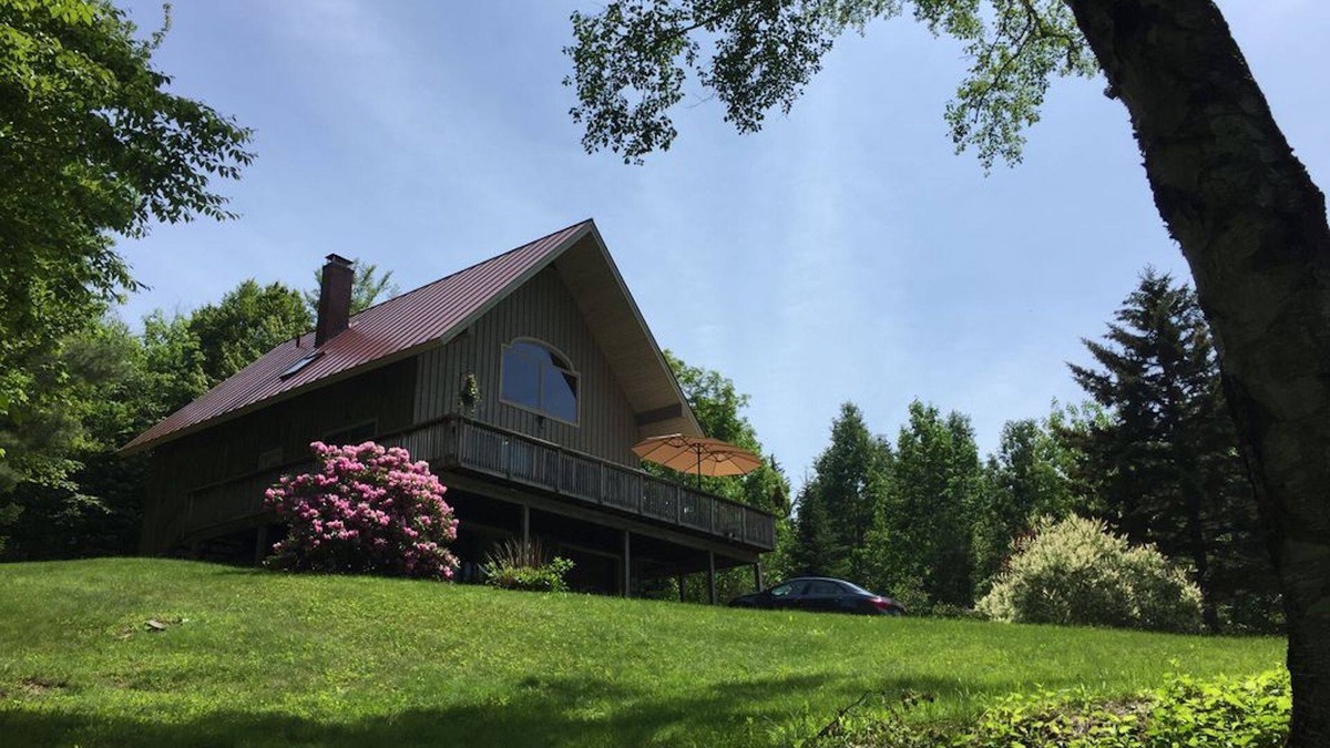 South Woodstock House | Perfect Design & Location for the VT Experience. "Hope Upon, Up Above"