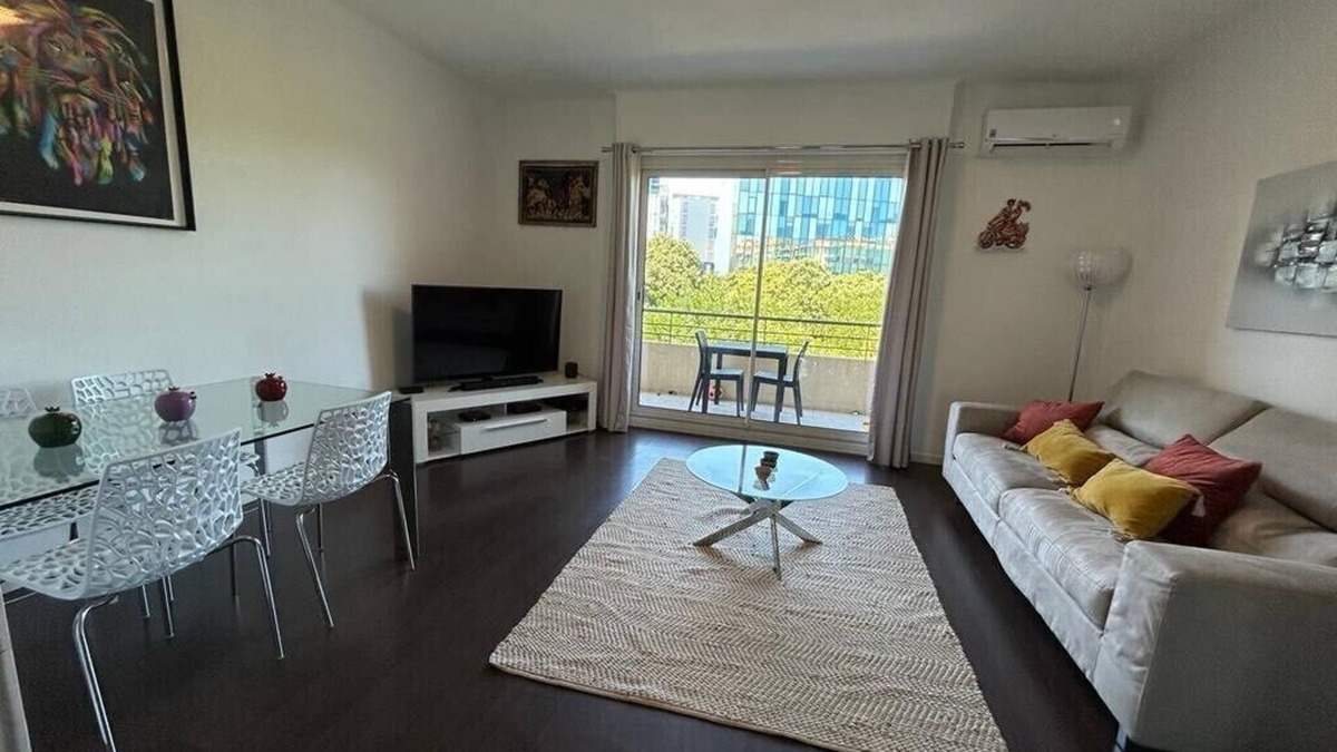 Chanot - Stade Velodrome Apartment | Perfect Family apartment Central -500 m from Velodrome & Centre Prado shopping!