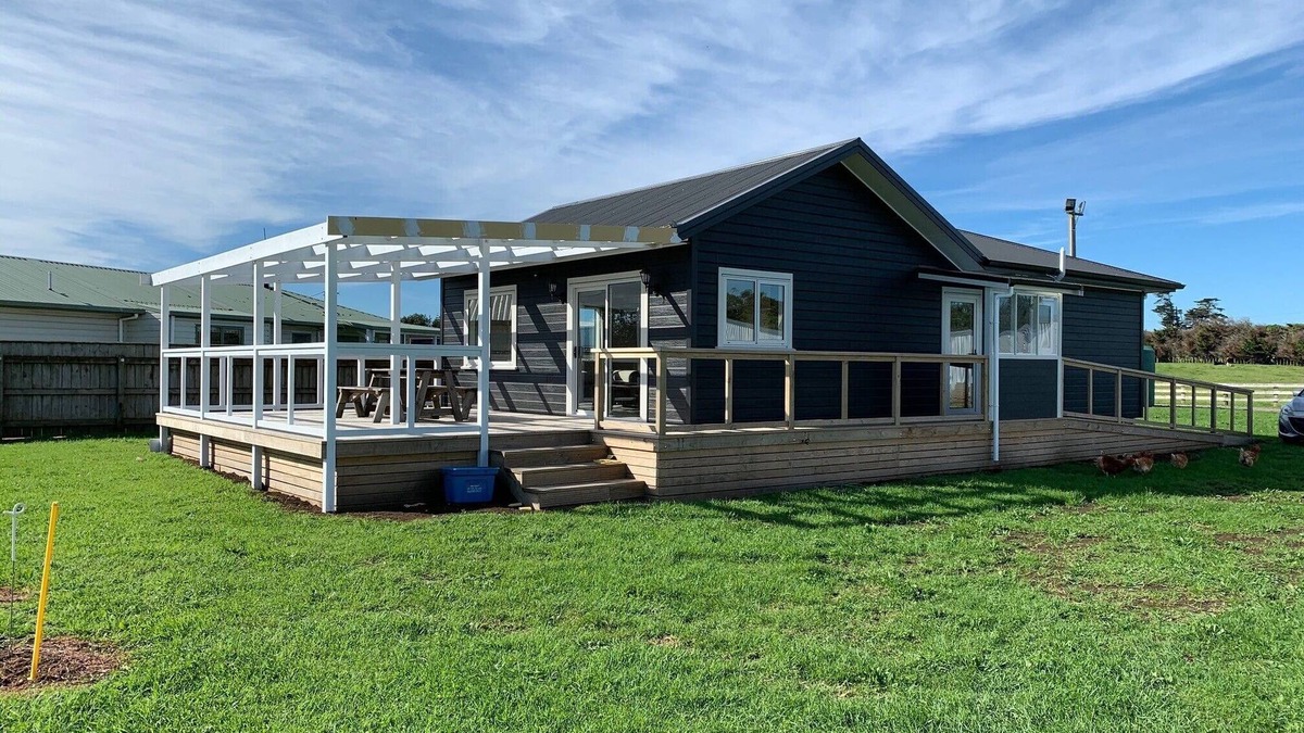 Brixton House | Perfect Family Getaway Waitara, Near New Plymouth, Taranaki