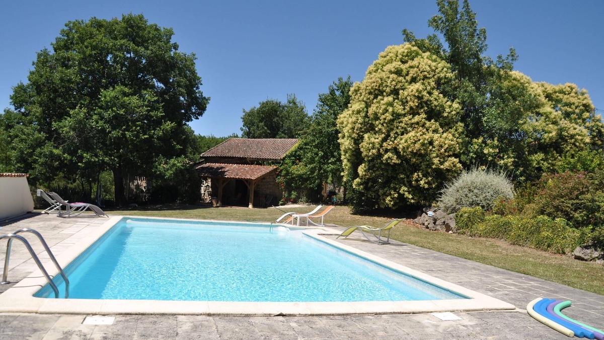 Saint-Salvy House | Perfect family holiday property with space to relax in rural setting