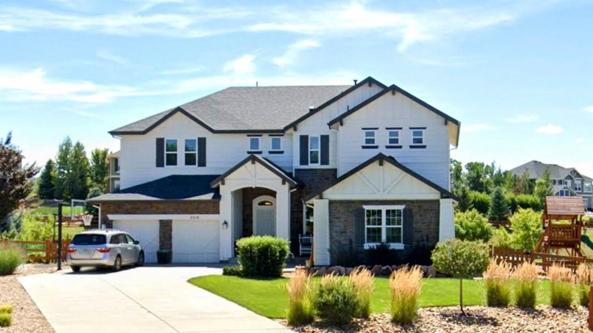 Broomfield House | Perfect Family Home - Large Backyard and Beautiful Mountain Views