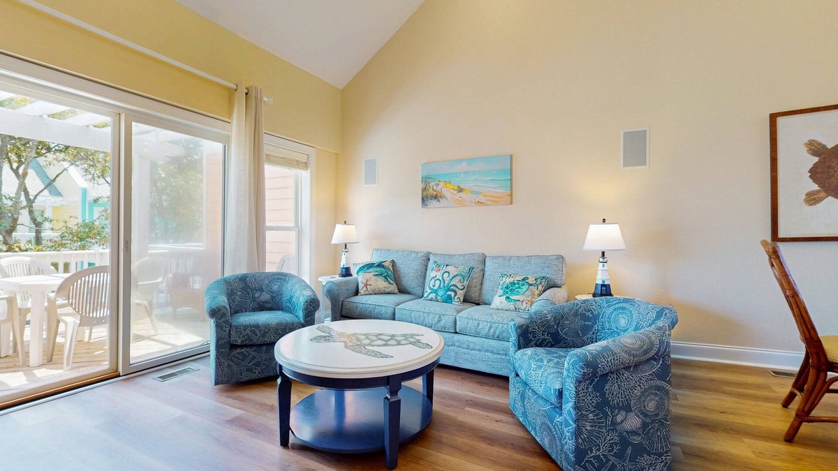 Bermuda Bay Condo | Perfect Family Getaway with Full Kitchen, Wifi and Community Amenities