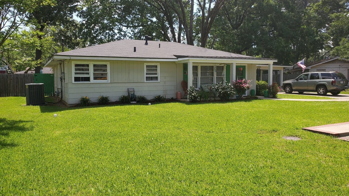 Monroe House | Perfect for a relaxing stay in a quiet and peaceful setting.