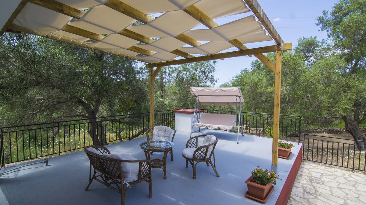 Lakka Villa | Perfect for families or couples looking for privacy