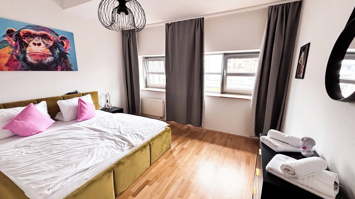 Dortmund City Centre Apartment | Perfect for families, right in the center incl. elevator