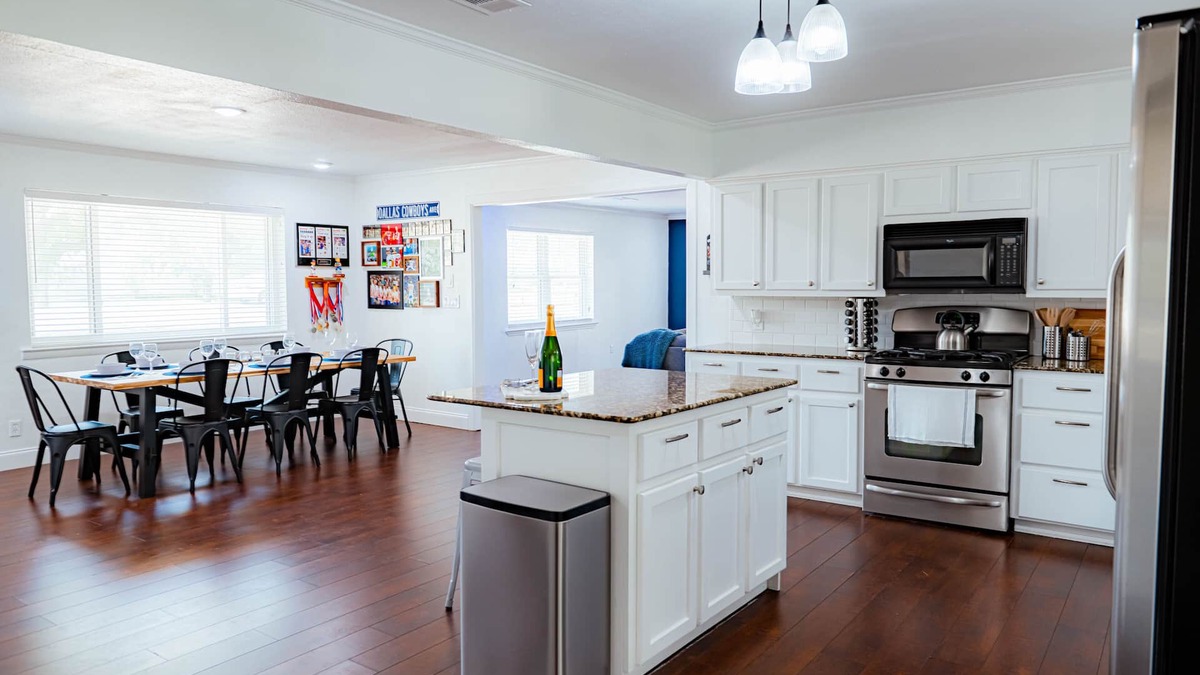 Cedar Hill Other | Perfect for Families & Groups