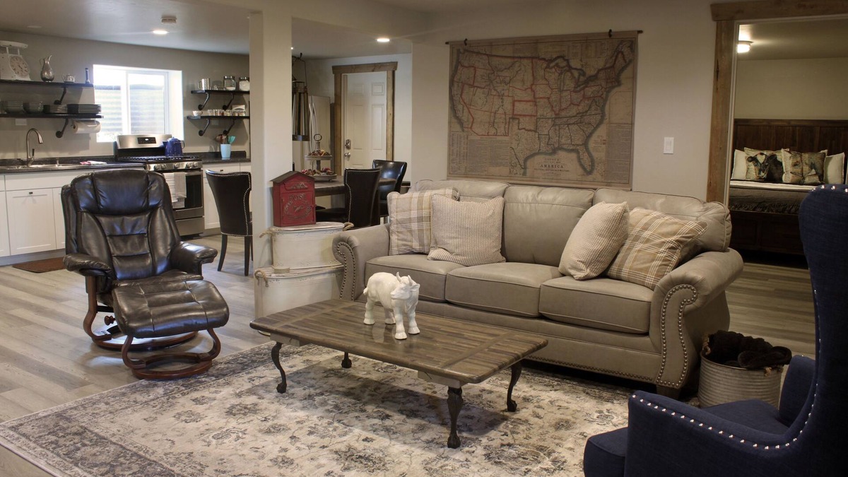 New Castle Apartment | Perfect for outdoor adventurers & couples; near Glenwood, hot springs & skiing