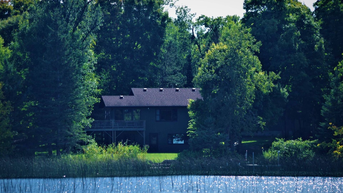 Richwood Cabin | Perfect for Your Family Summer Vacation! Large Cabin on a Beautiful Lake!