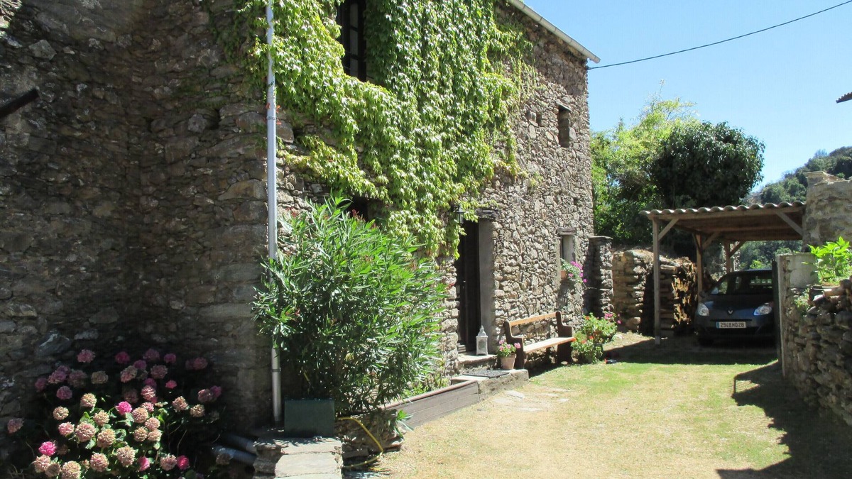 San-Giovanni-di-Moriani Apartment | Perfect combination of hiking and beach. Cosy holiday flat for 2 to 6 persons.