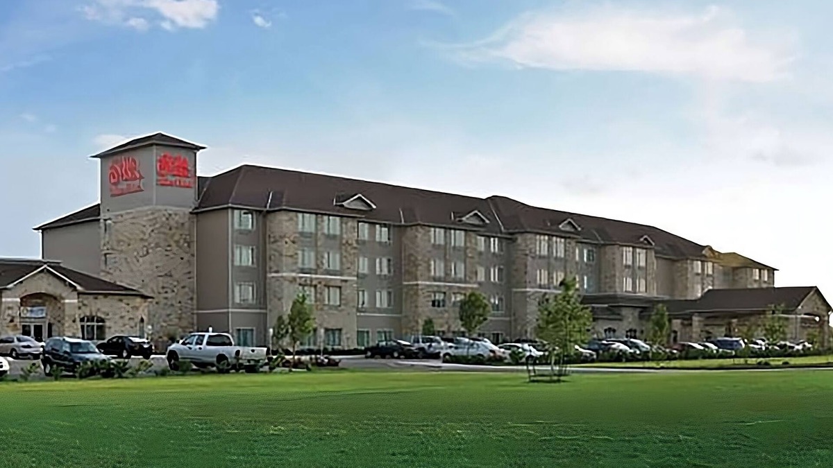 Killeen Hotel | Perfect Getaway! 1 Beautiful Unit and Pool.