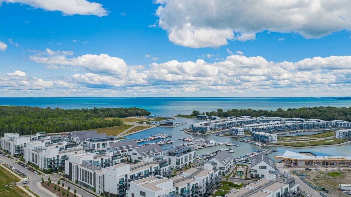 Innisfil Condo | Perfect getaway at Friday Harbour Resort (2 Bedroom with Private Terrace)