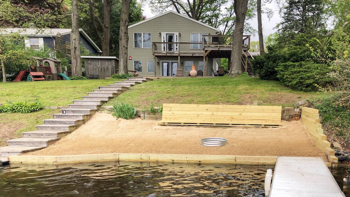 Sister Lakes House | Perfect Getaway! Family Friendly, Private Sand Beach, Clean and Beautiful