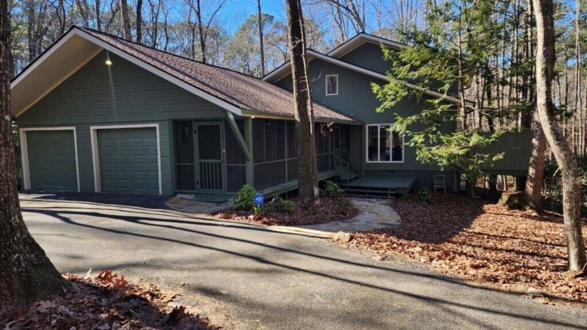 Pine Mountain House | Perfect Hiker’s Haven Retreat just steps to F. D Roosevelt State Park!