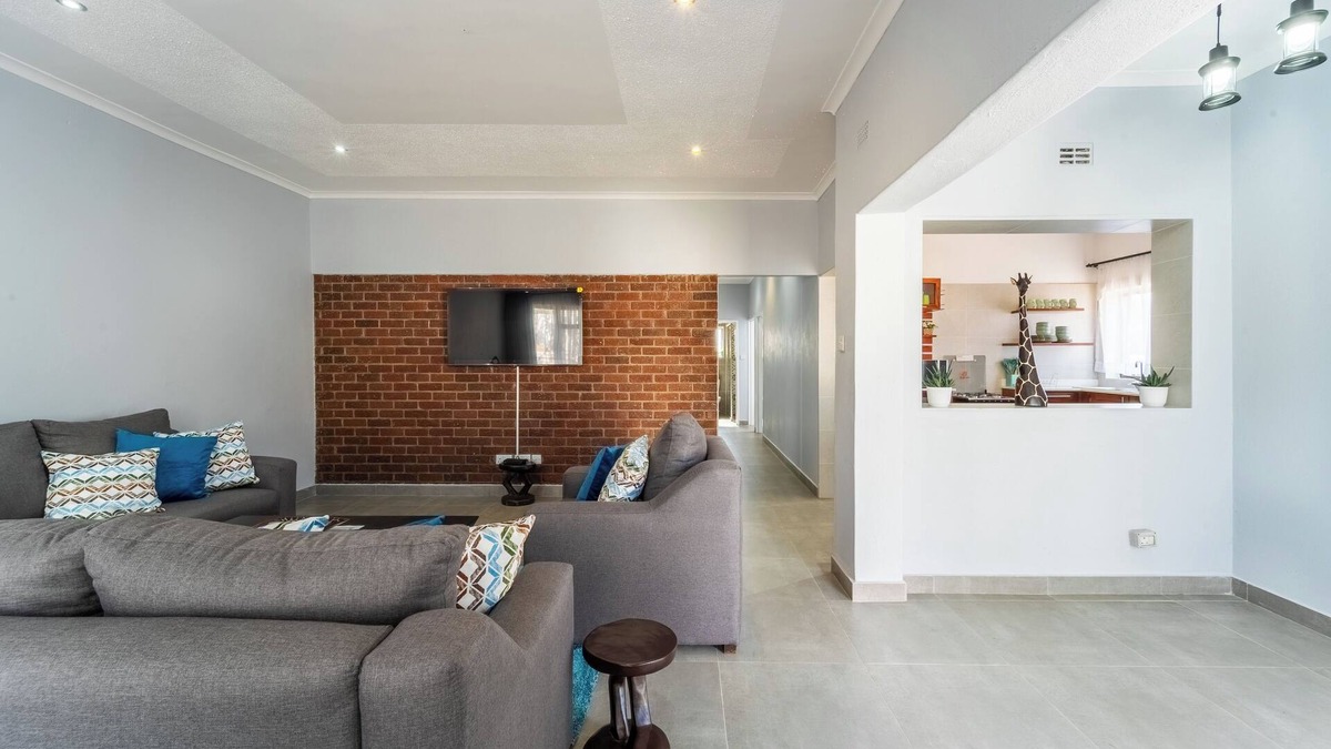 Victoria Falls House | Perfect holiday home in Victoria Falls!