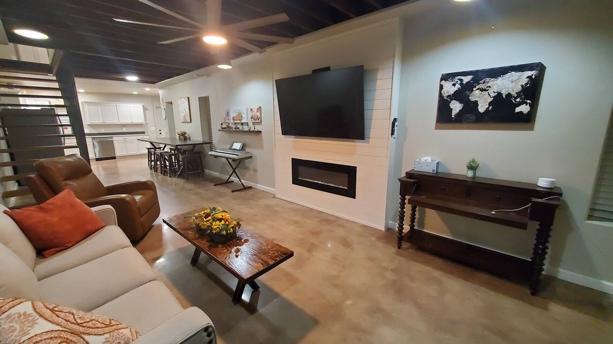 Owasso House | Perfect Home Base For Your Family Adventure!