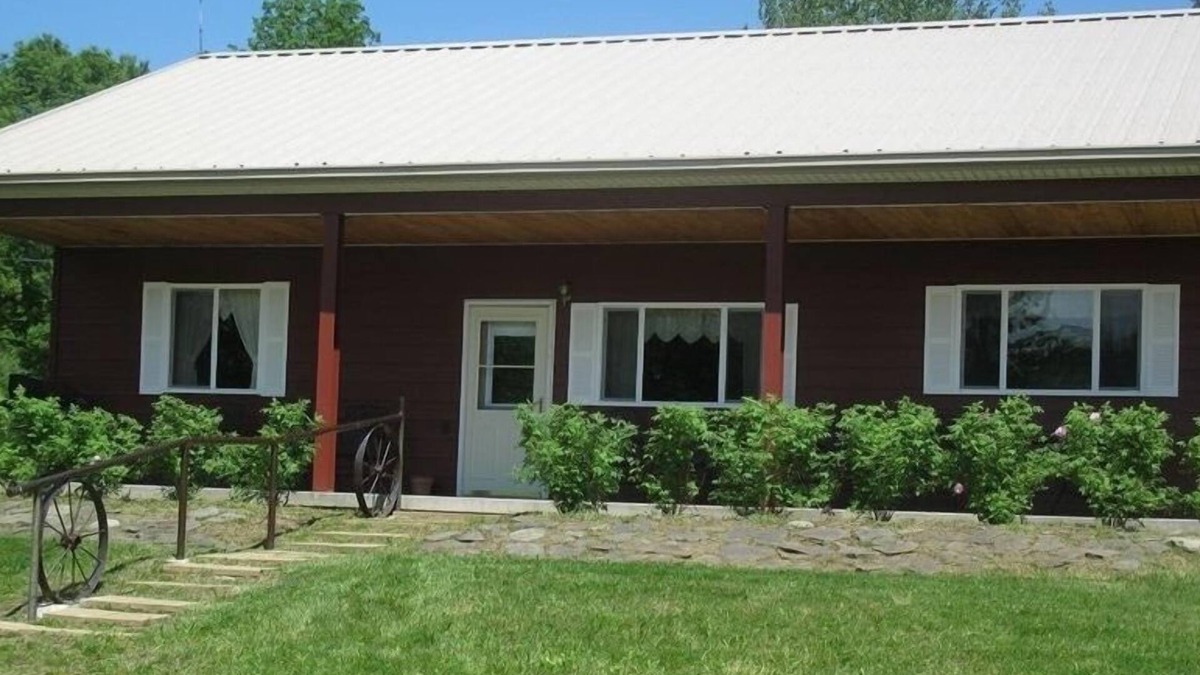 Hartwick House | Perfect House for Dreams Park and All-Star Families/Sports Field Outdoor Fun!