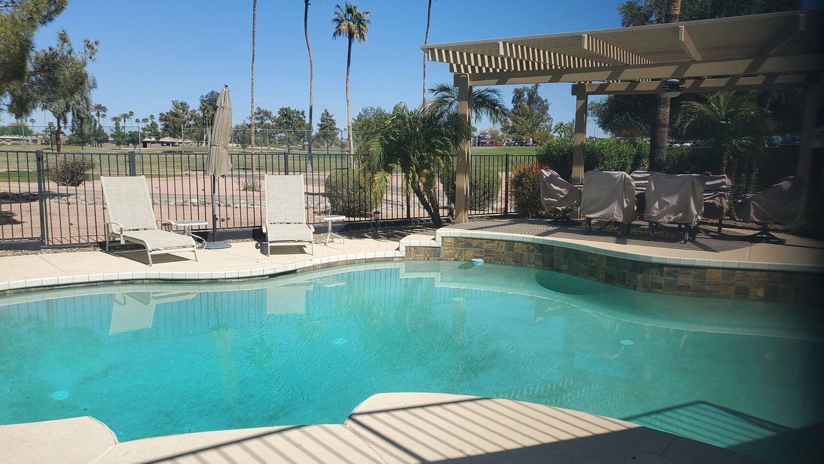 Cottonwood House | PERFECT IN PARADISE