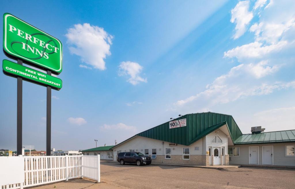 Weyburn Hotel | Perfect Inns & Suites