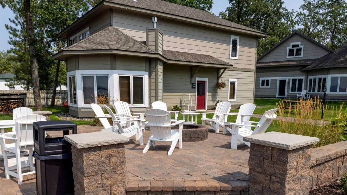 Nisswa Condo | Perfect Lakefront vacation spot on Gull Lake