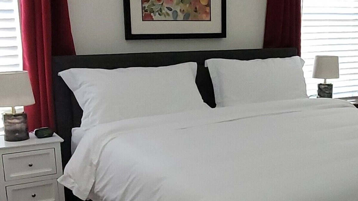 Sandalwood House | PERFECT Large Families and Groups - 4 Bedroom Furnished Entire House