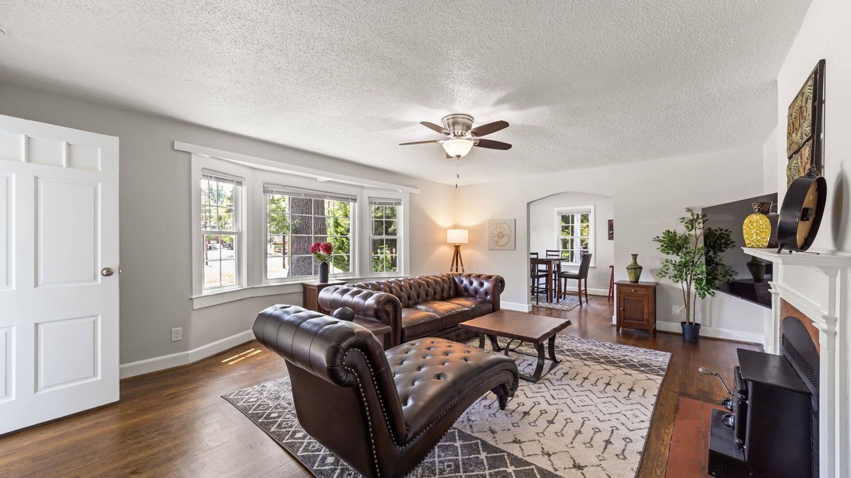 Lindley Park House | Perfect Lindley Park location - Minutes from GAC, Coliseum, Restaurants and Pubs