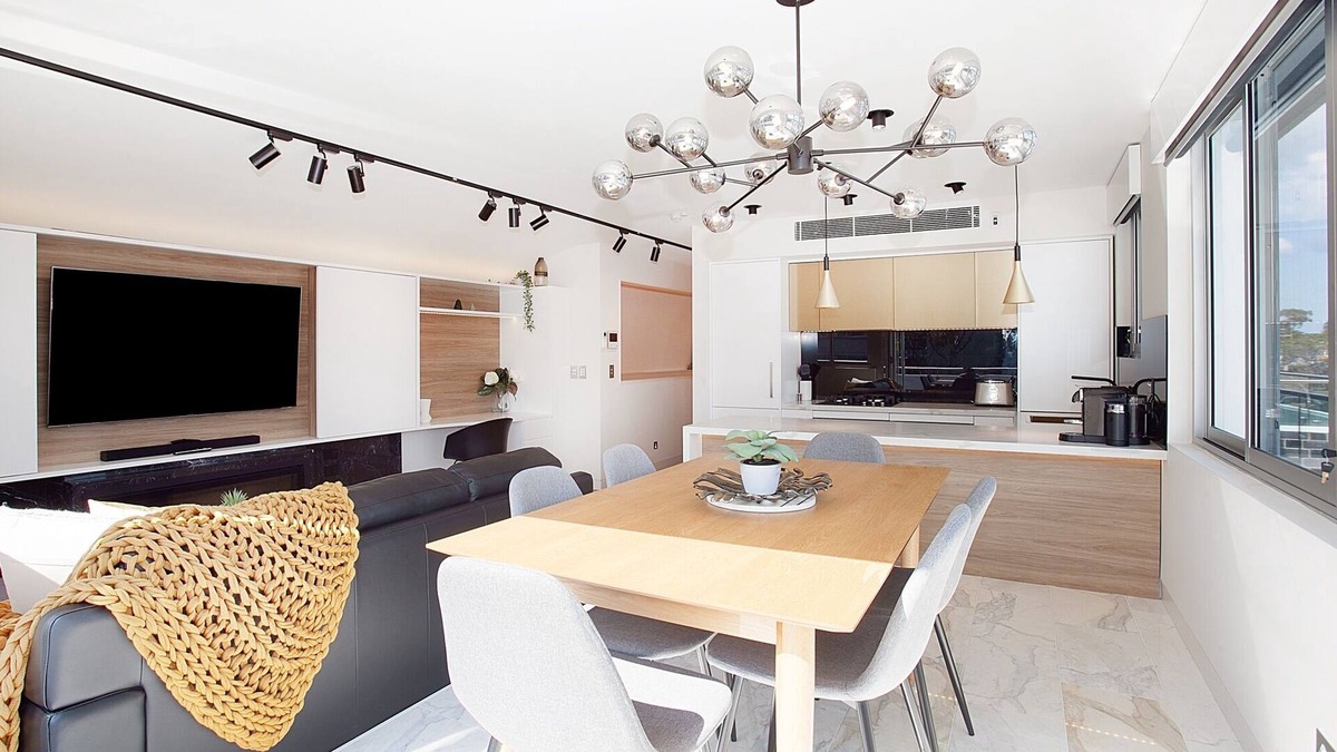 Cremorne Apartment | Perfect Located 2-Bed with Spacious Balcony & BBQ