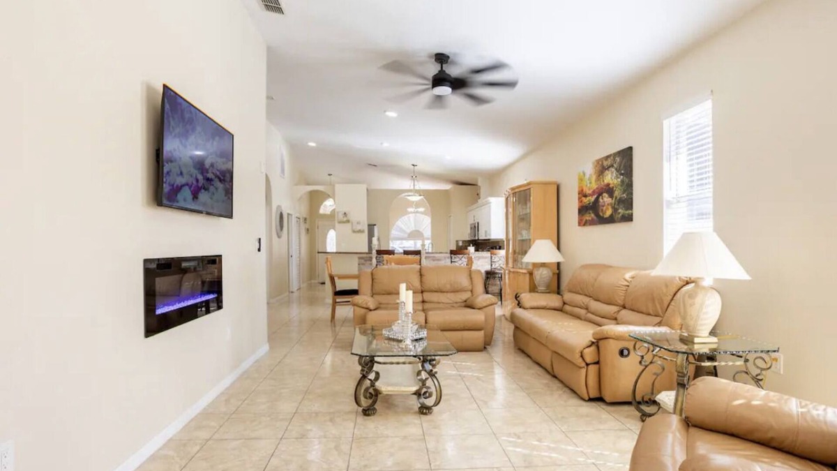 Tampa House | Perfect location: 5 min Raymond James Stadium and 10 min from Tampa Airport