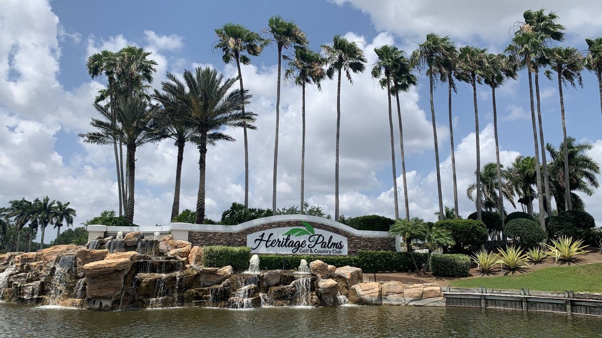 Heritage Palms Condo | Perfect location close to the main club, activity center and neighborhood pool