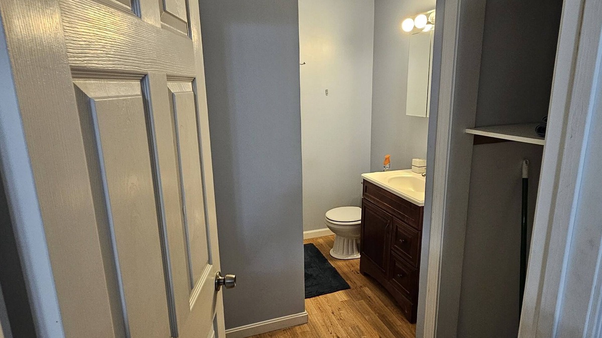St. Matthews House | Perfect location for anywhere in Louisville!