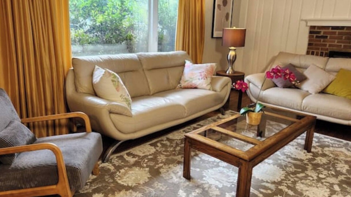 Princeton House | Perfect Location in Princeton w/Peaceful Serenity