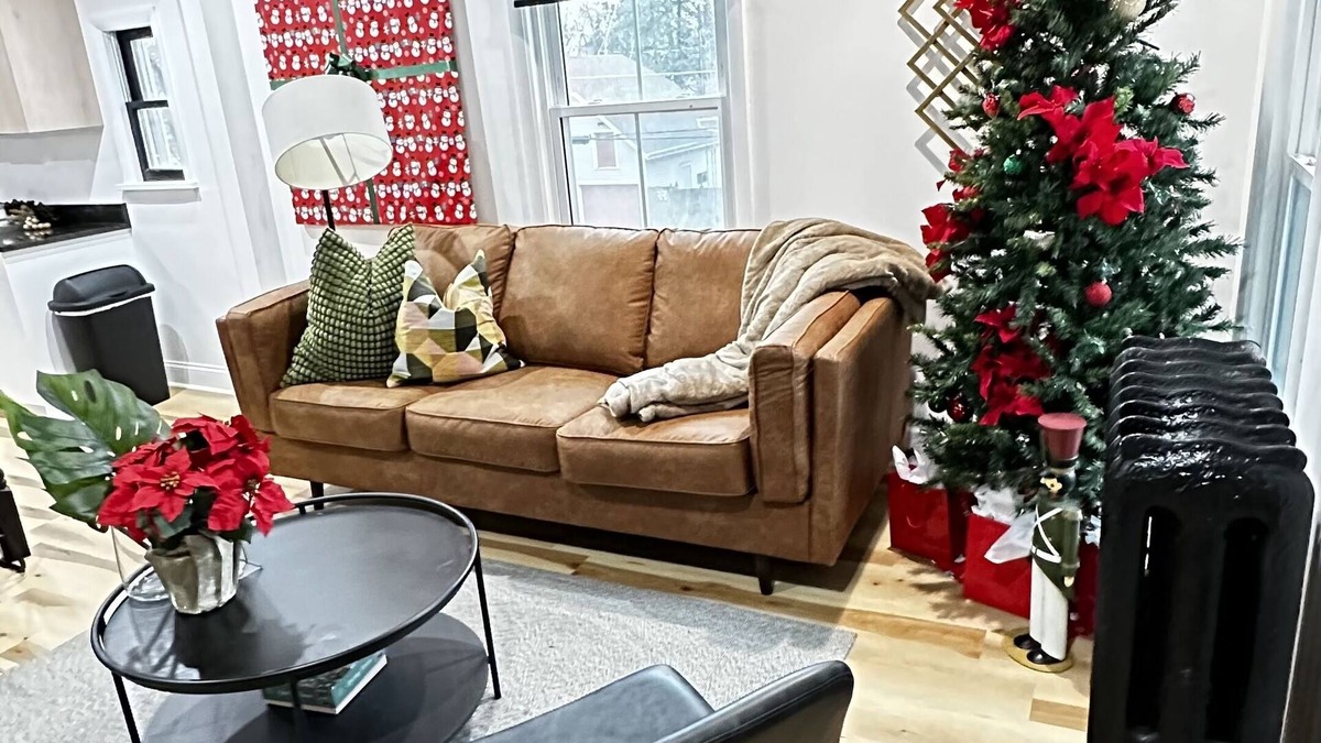 Racine Apartment | Perfect location that provides Comfort, Cozy, plus security during your stay.