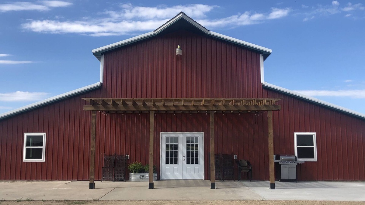 Platte Cabin | Perfect lodging for fishermen, hunters and family gatherings! Sleeping for 12.