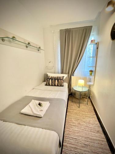 Resita Apartment | Perfect Place to Stay self check in-24h-NETFLIX-WIFI