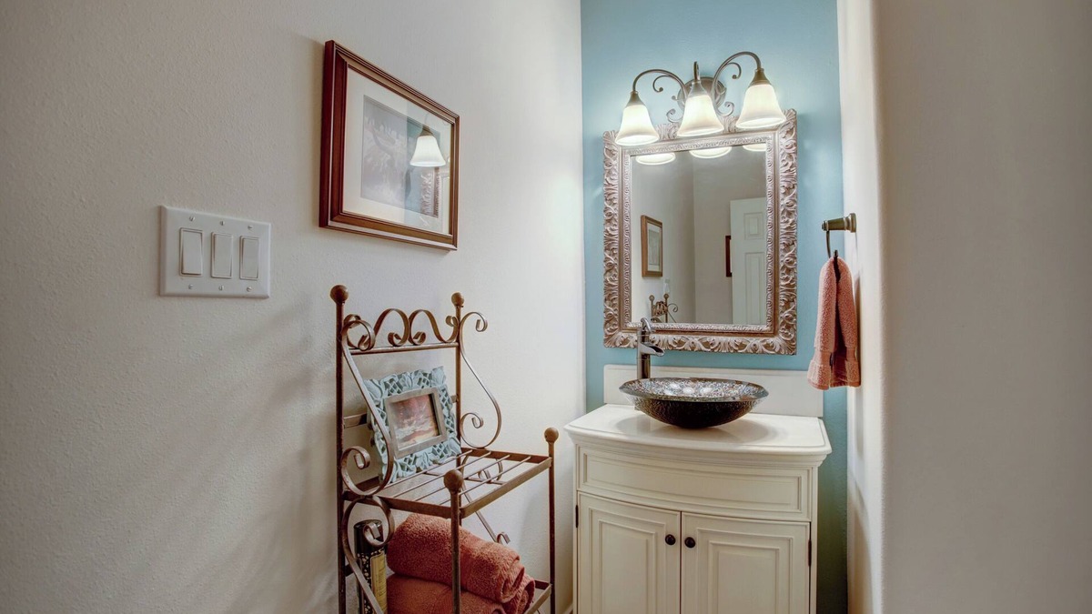 Washington Ave./ Memorial Park House | Perfect proximity: 3 Br/3.5 Bath townhome