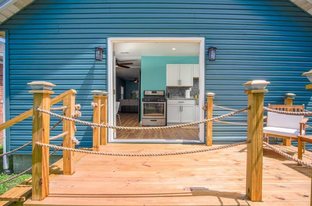 Millersport House | Perfect Relaxing Buckeye Lake Lakeview Cottage