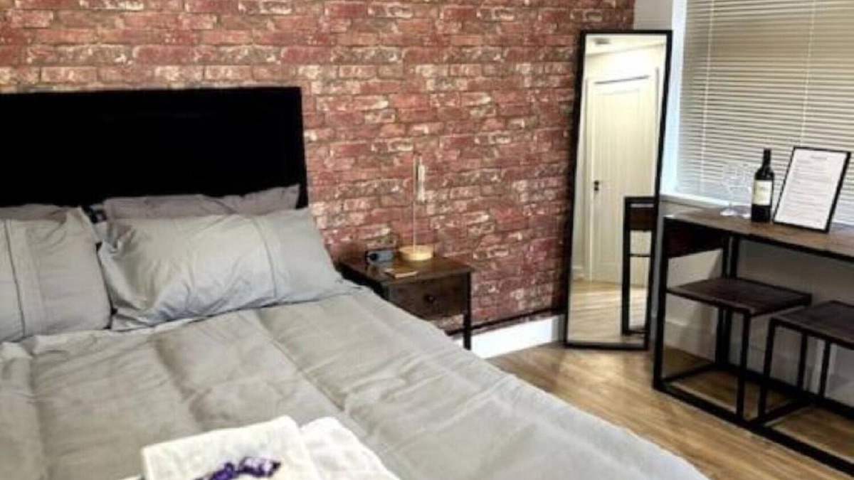 Pinkwell Apartment | Perfect Stay With Dallas Studio
