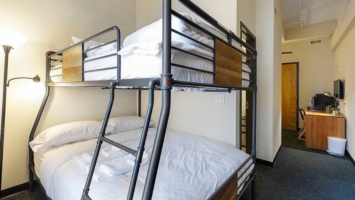 Downtown Boston Apartment | Perfect Studio, Walk To Park!