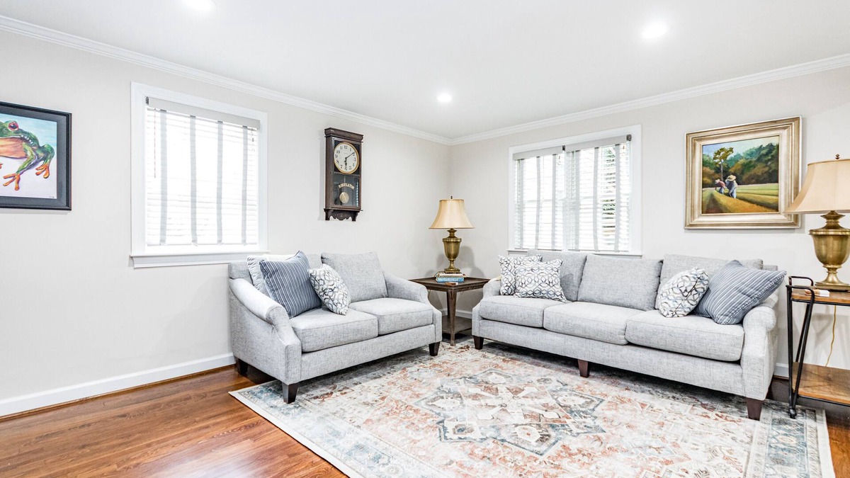 Southwest Raleigh House | Perfect Townhome near the Village, downtown, NC State