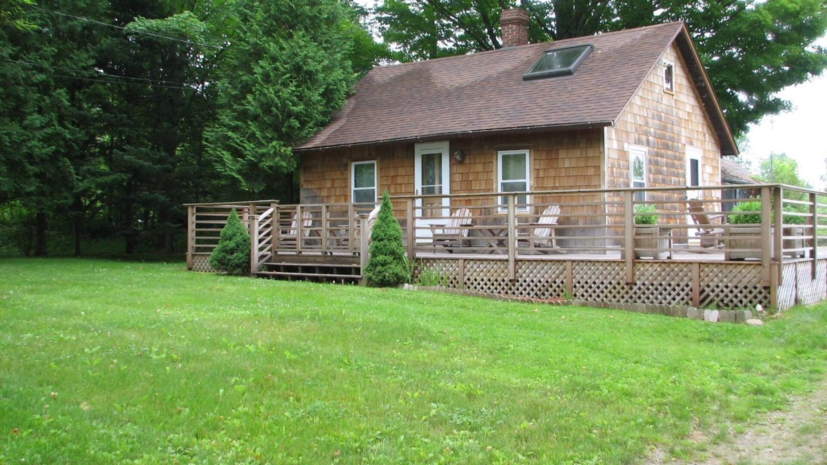 New Marlborough Cottage | Perfect Vacation Get Away - Historical New Marlborough