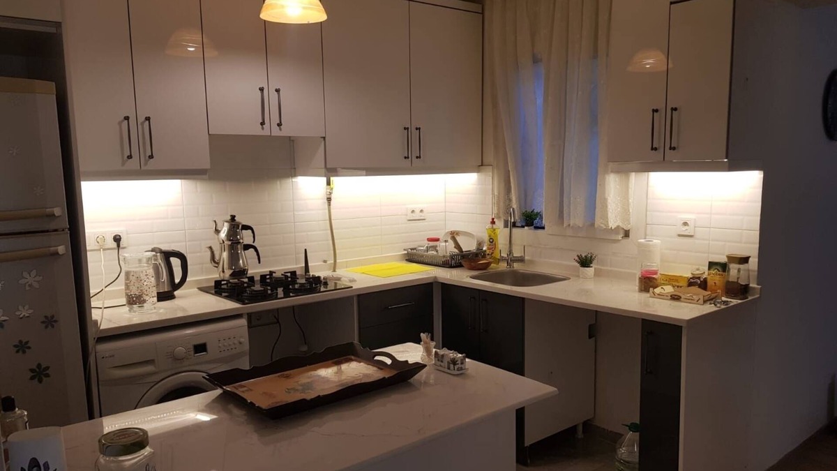 Konak Apartment | Perfectly clean & spacious in Konak city center. 5 to 8 mins to tram & subway