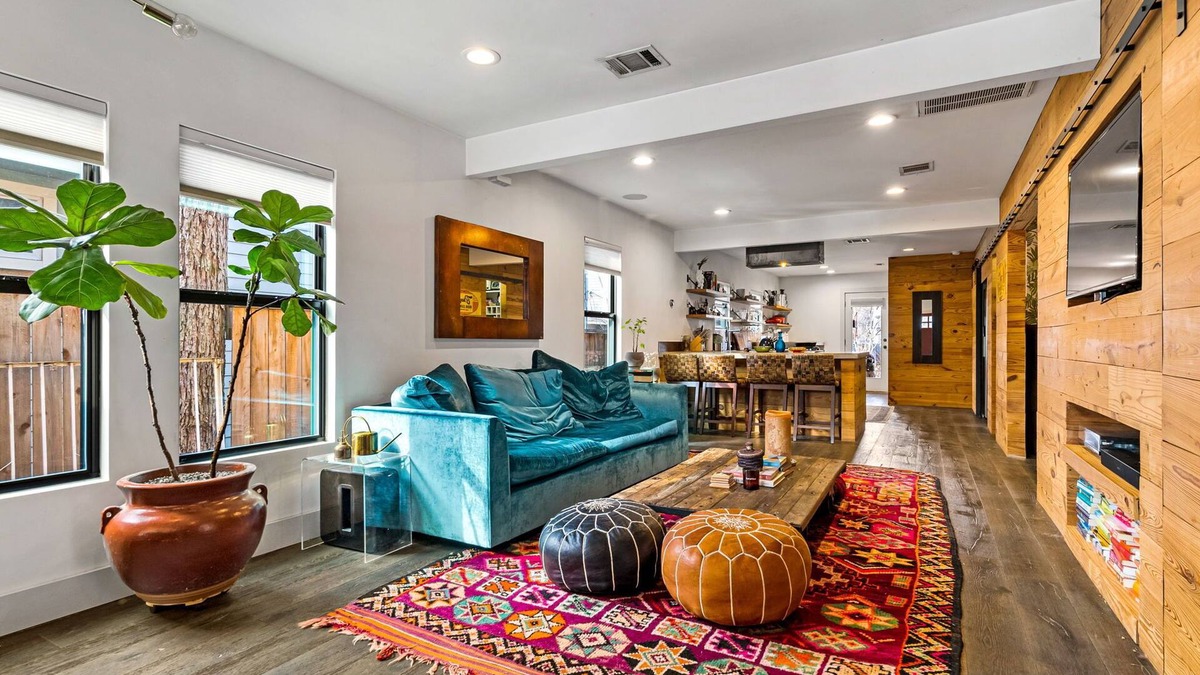 East Cesar Chavez House | Perfectly Located Custom Home Close to It All