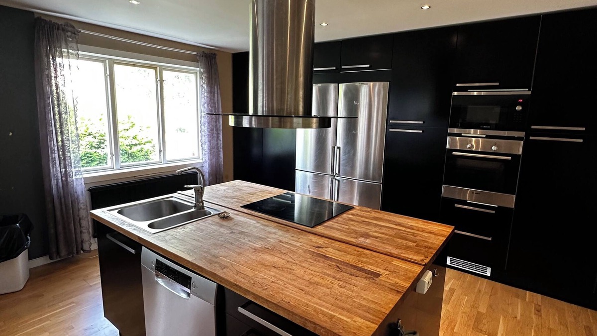 Hallabrottet House | Perfekt för Företag och Större Sällskap, 12 Bekväma Bäddar!