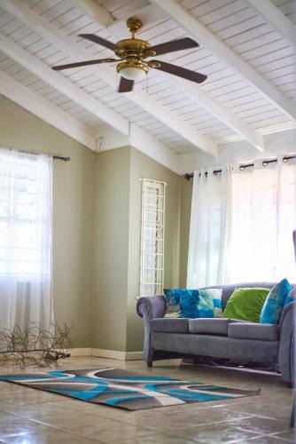 Spot Valley Housing Scheme House | Pergola House 1 or 2 bedrooms