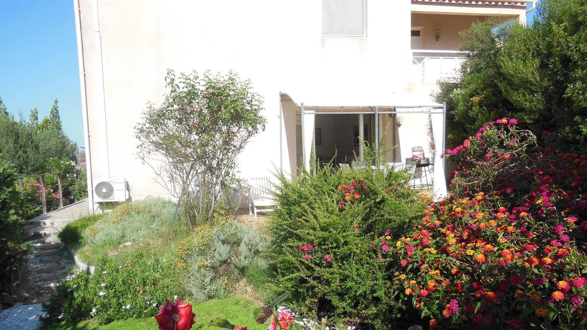 Valpaja Apartment | Peri: House/Villa - PERI