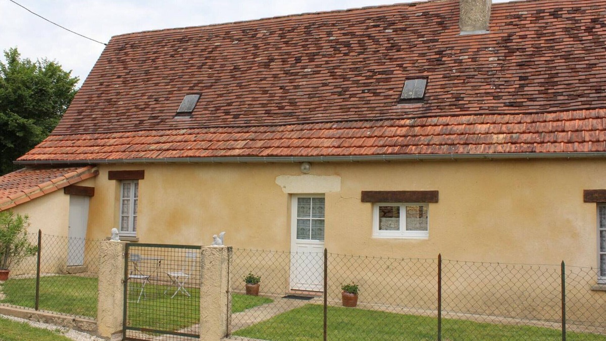 Saint-Marcel-du-Perigord Cottage | Périgord house with private garden, fireplace, pets allowed