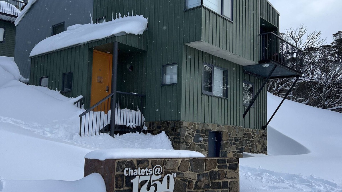 Perisher Valley Ski Chalet | Perisher- Family-sized Stand-alone Chalet. the Perfect Place to Stay On-snow