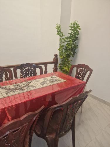 Moratuwa House | Perivale Budget Stay